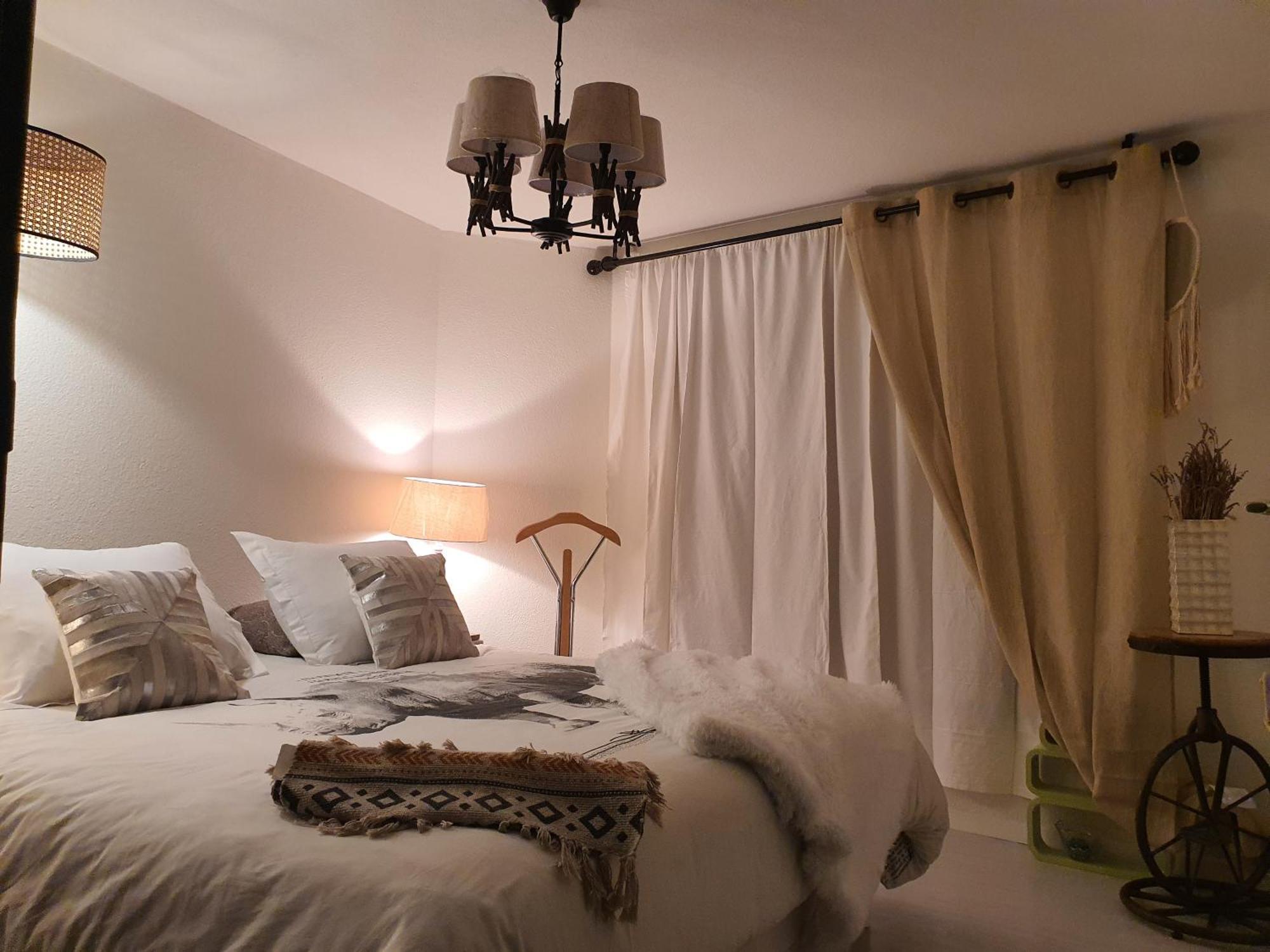 Pied Des Milles Etang - Les Capucins Bed & Breakfast Faucogney-et-la-Mer Bilik gambar